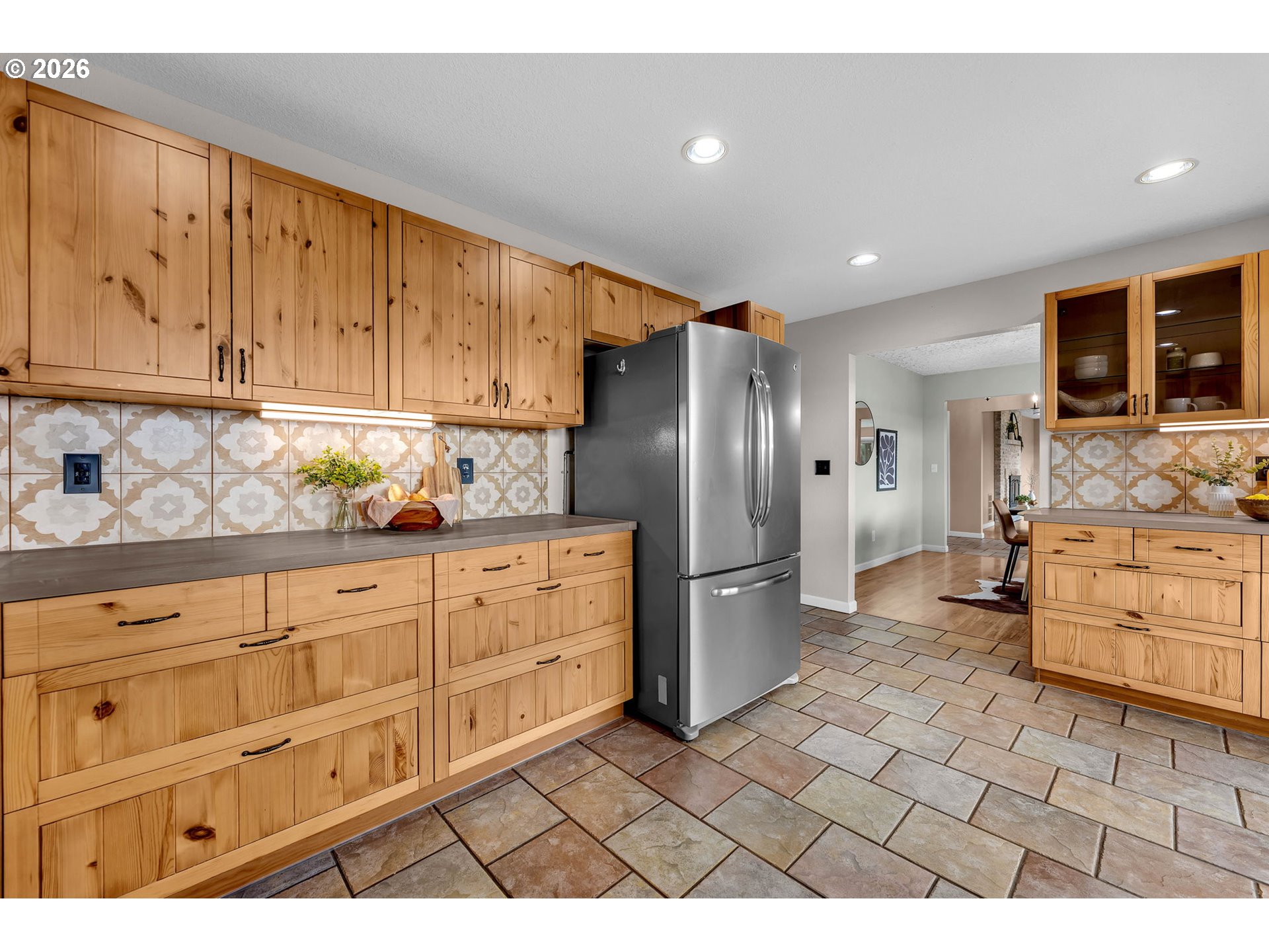 8121 Northwest Fruit Valley Road Vancouver, WA 98665 - Photo 16 of 48 Kitchen