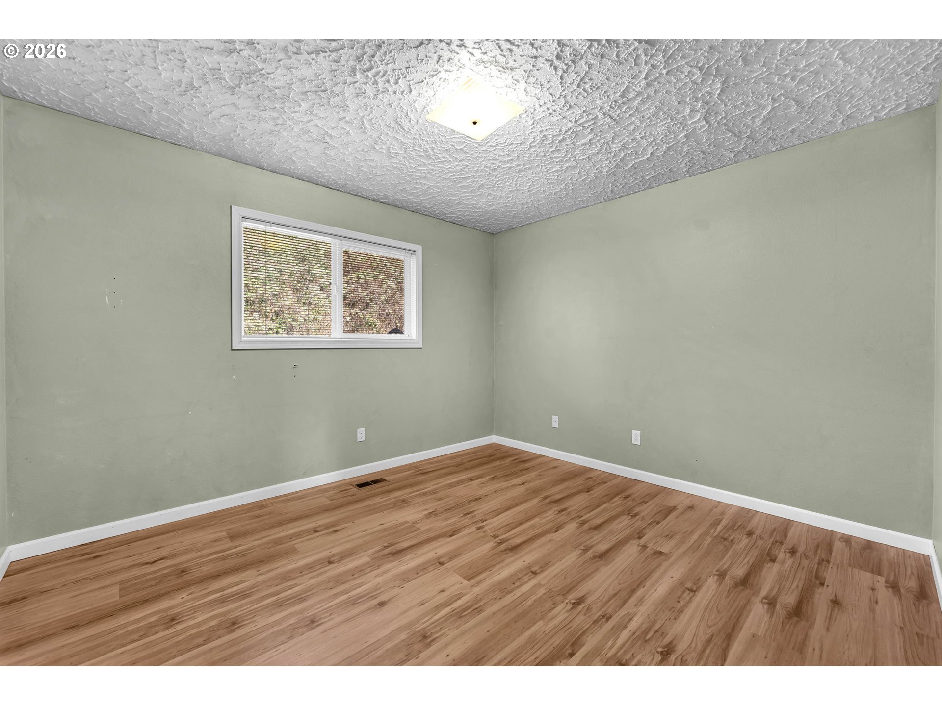 8121 Northwest Fruit Valley Road Vancouver, WA 98665 - Photo 24 of 48 Bedroom