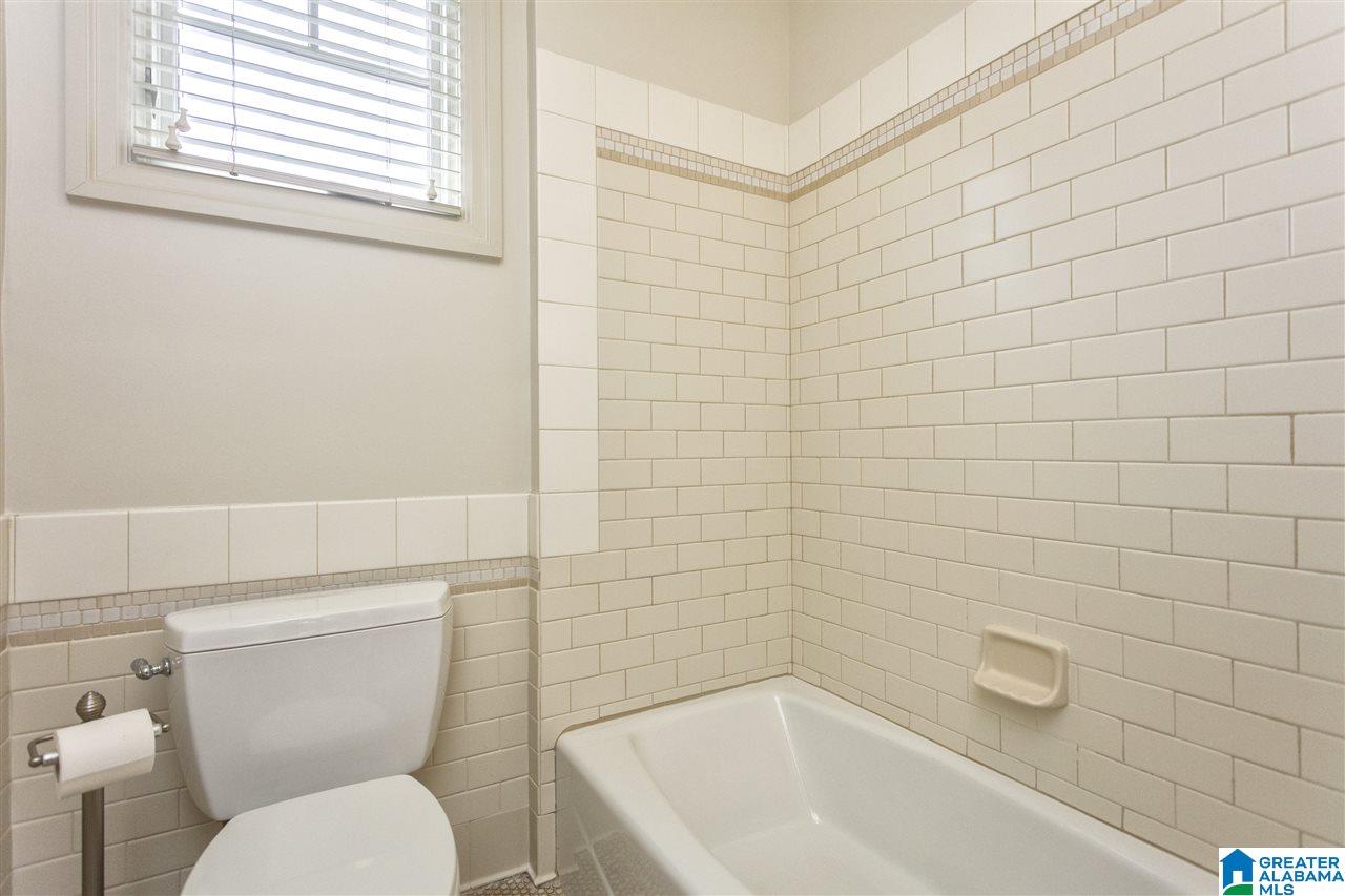 1758 Huntington Road Birmingham, AL 35209 - Photo 36 of 50