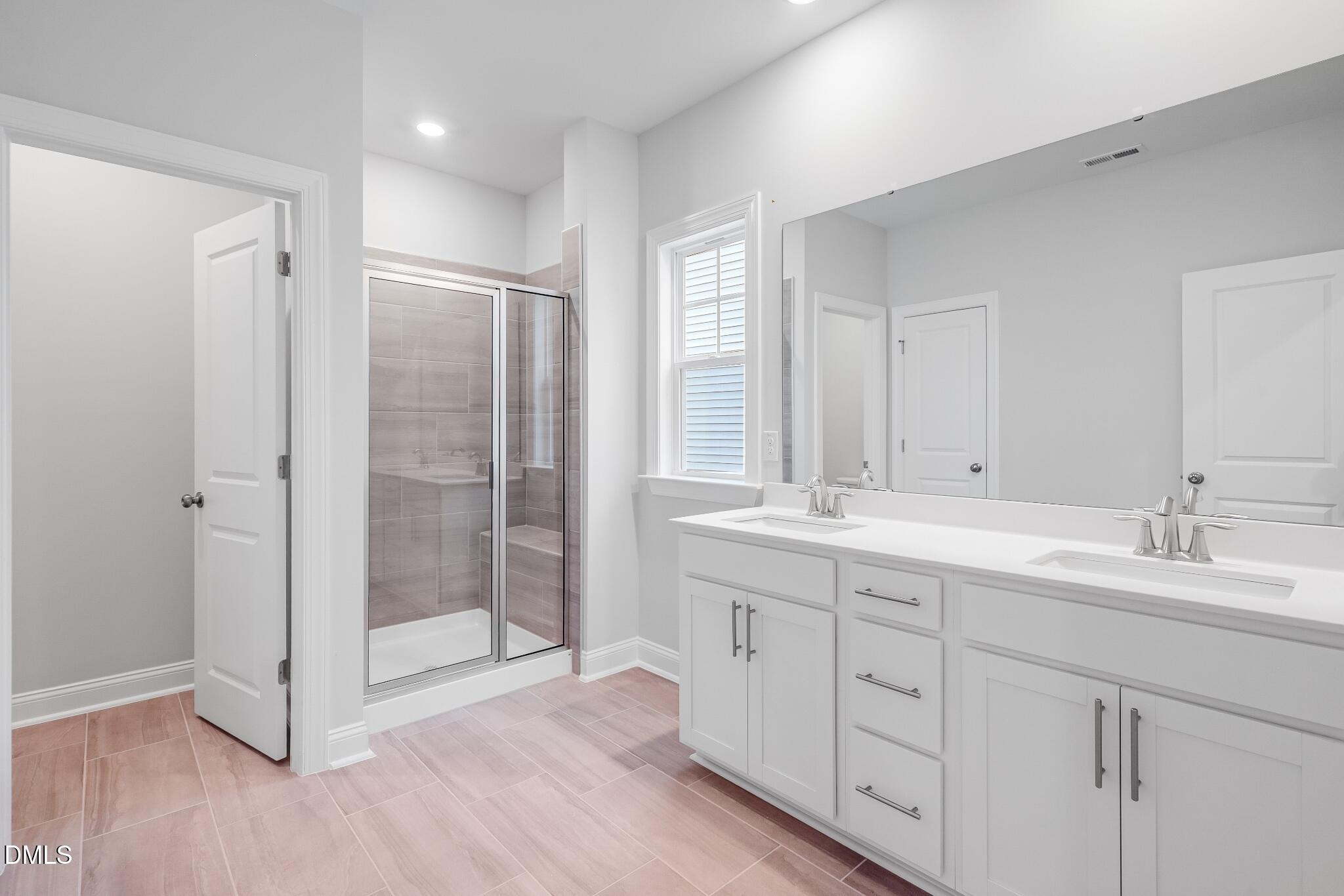 4326 Laurel Pond Way Raleigh, NC 27616 - Photo 29 of 33 SUN_Everlee_Pic_MayflowerIII_QMI_218_Own