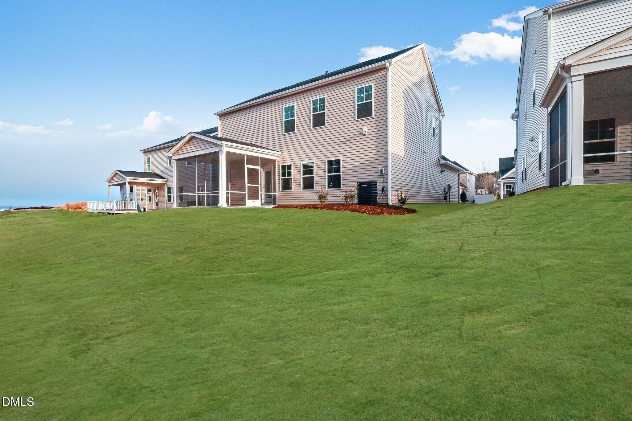 4326 Laurel Pond Way Raleigh, NC 27616 - Photo 32 of 33 SUN_Everlee_Pic_MayflowerIII_QMI_218_Bac