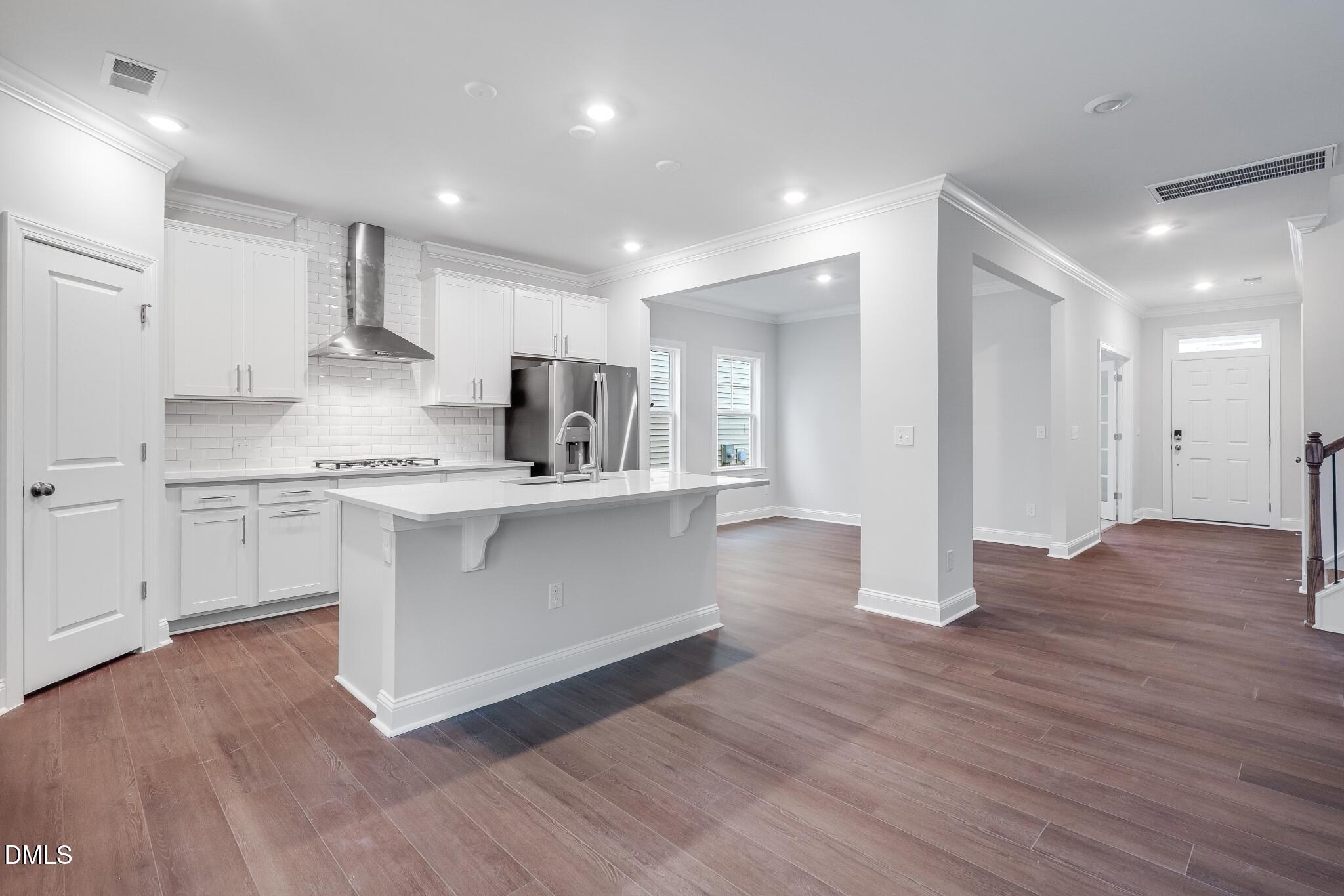 4326 Laurel Pond Way Raleigh, NC 27616 - Photo 8 of 33 SUN_Everlee_Pic_MayflowerIII_QMI_218_Kit