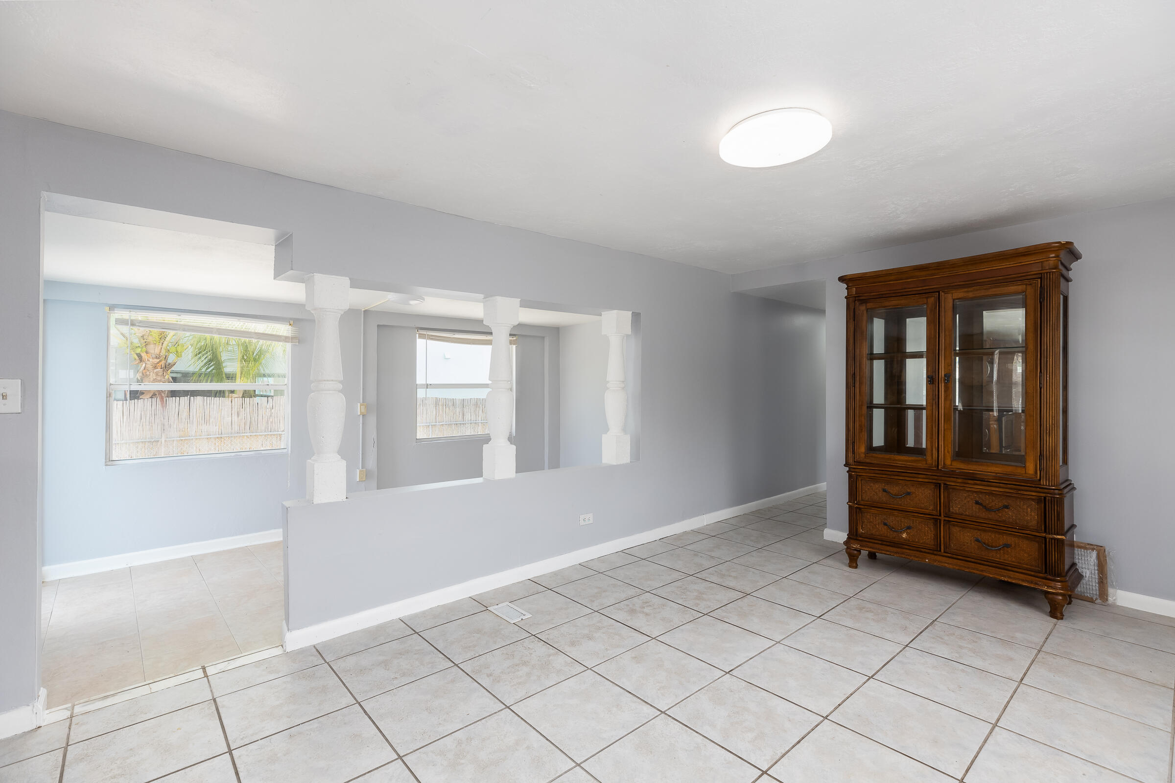 426 Bahia Honda Road Key Largo, FL 33037 - Photo 5 of 22 Dining Room