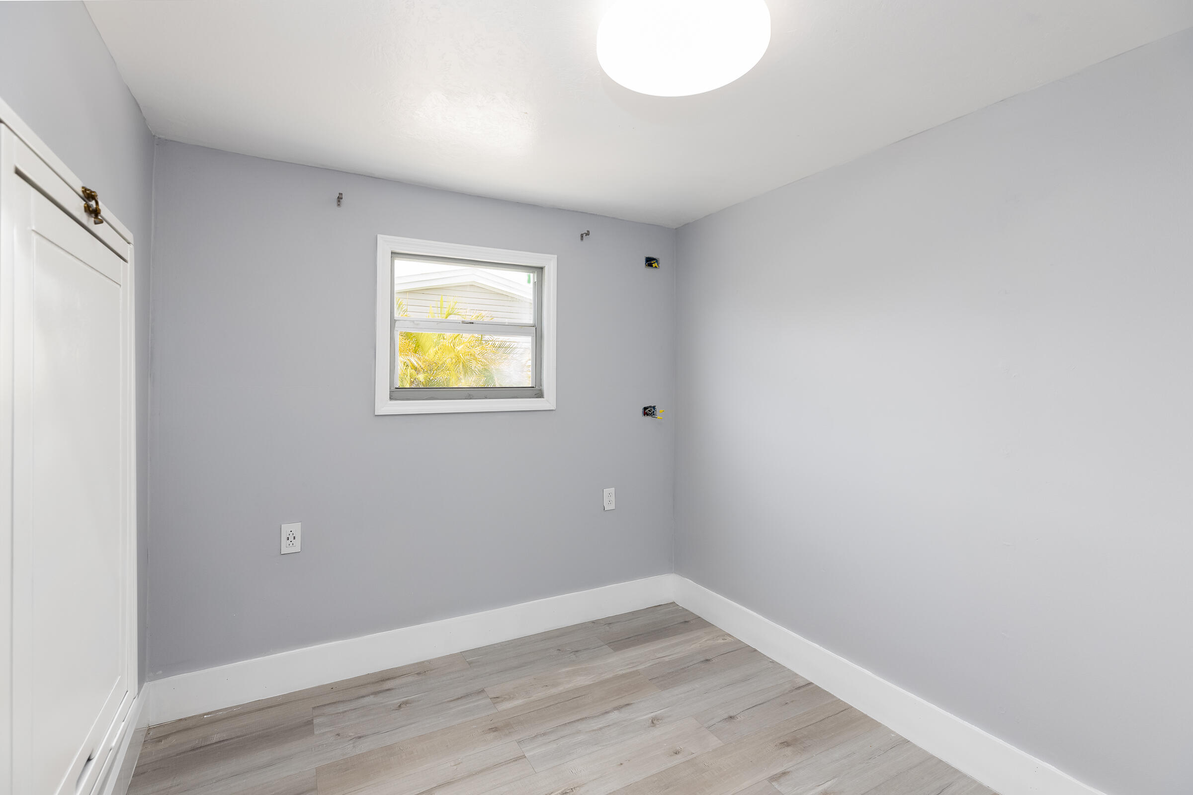 426 Bahia Honda Road Key Largo, FL 33037 - Photo 10 of 22 Guest room/ office