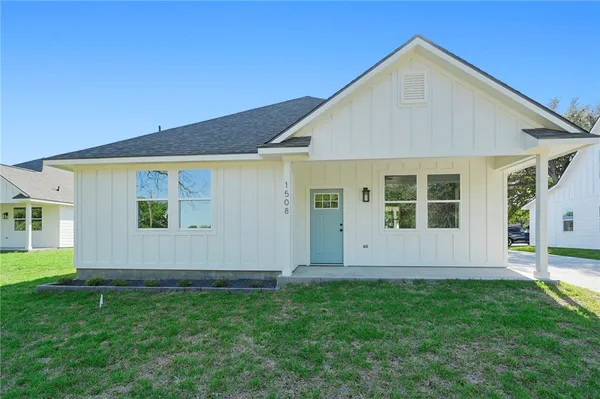 $2,100 | 1508 Echols Street, Bryan, TX 77801