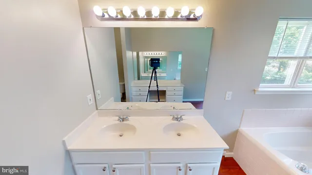 $565,900 | 10800 United Court, Waldorf, MD 20603