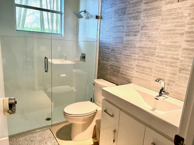 $8,000 | 107 Via Escobar Way, Palm Beach Gardens, FL 33418