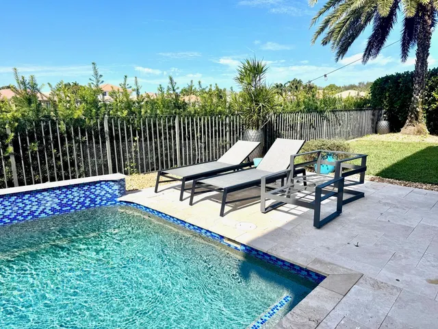 $8,000 | 107 Via Escobar Way, Palm Beach Gardens, FL 33418