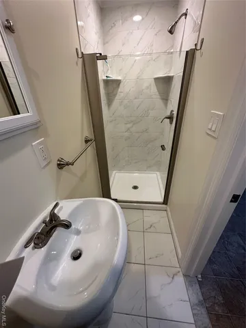 $1,900 | 18 West Maple Avenue, Suffern, NY 10901