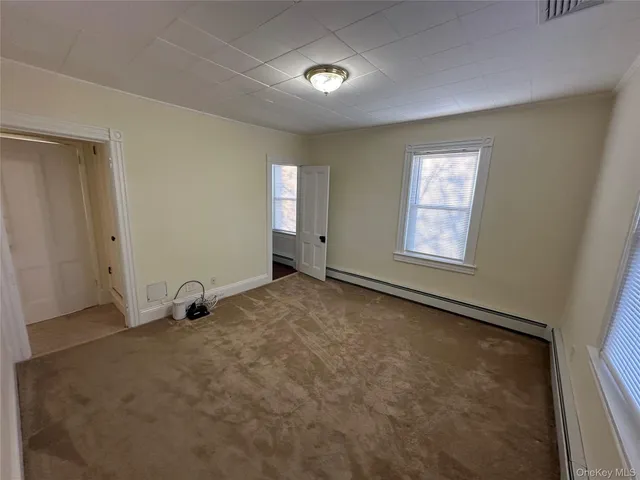 $1,900 | 18 West Maple Avenue, Suffern, NY 10901