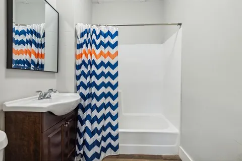 $380,000 | 112 West Eighth Street, Dallas, TX 75208