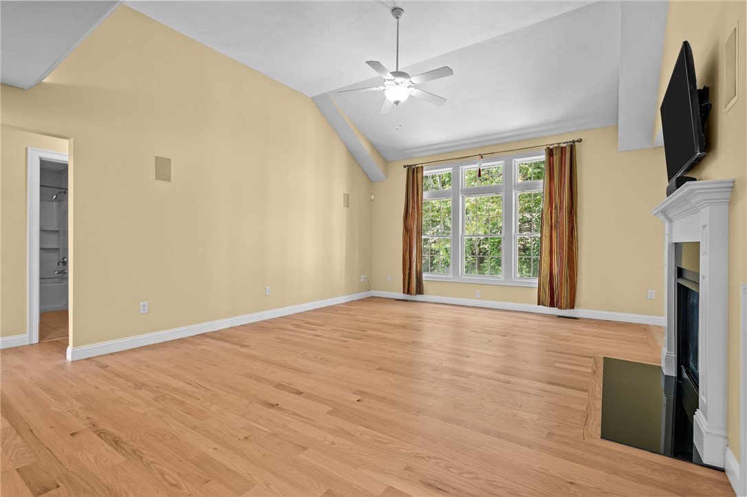 125 W Road Cumberland, RI 02864 - Photo 14 of 50