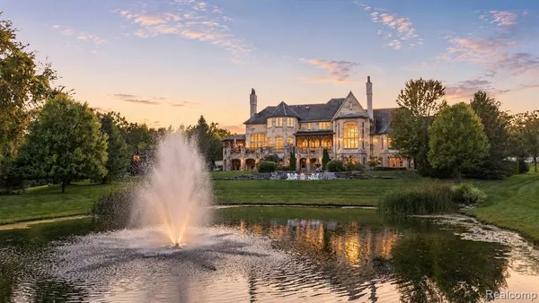 $5,700,000 | 5537 Orchard Ridge Drive, Rochester, MI 48306