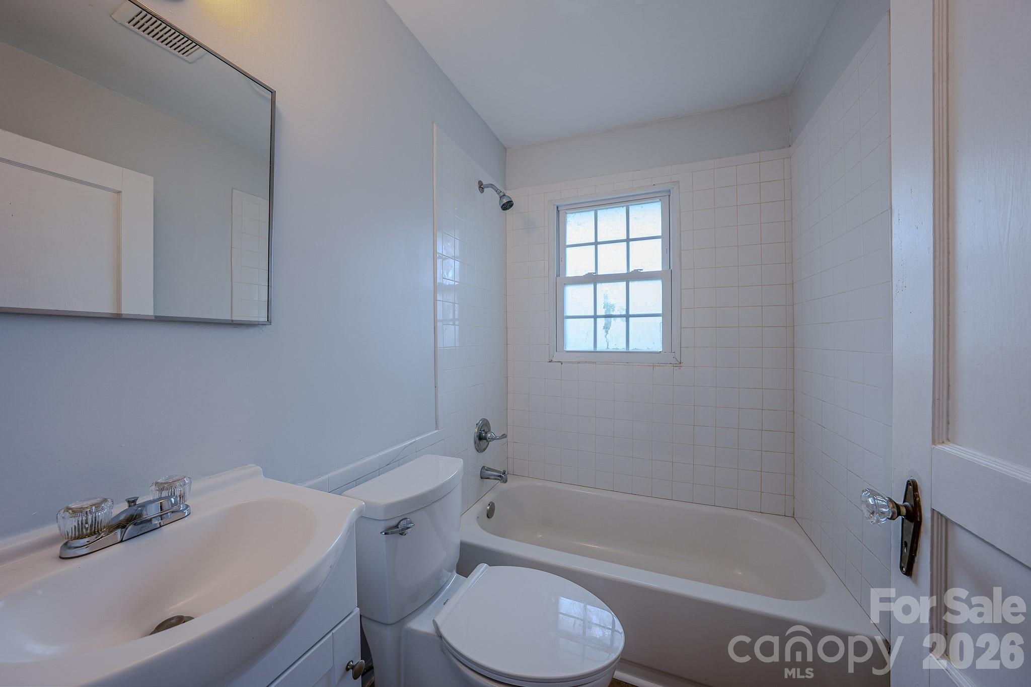 501 Fairview Road Asheville, NC 28803 - Photo 17 of 27