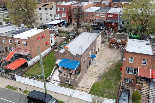 $1,450,000 | 1021 East 213th Street | Williamsbridge