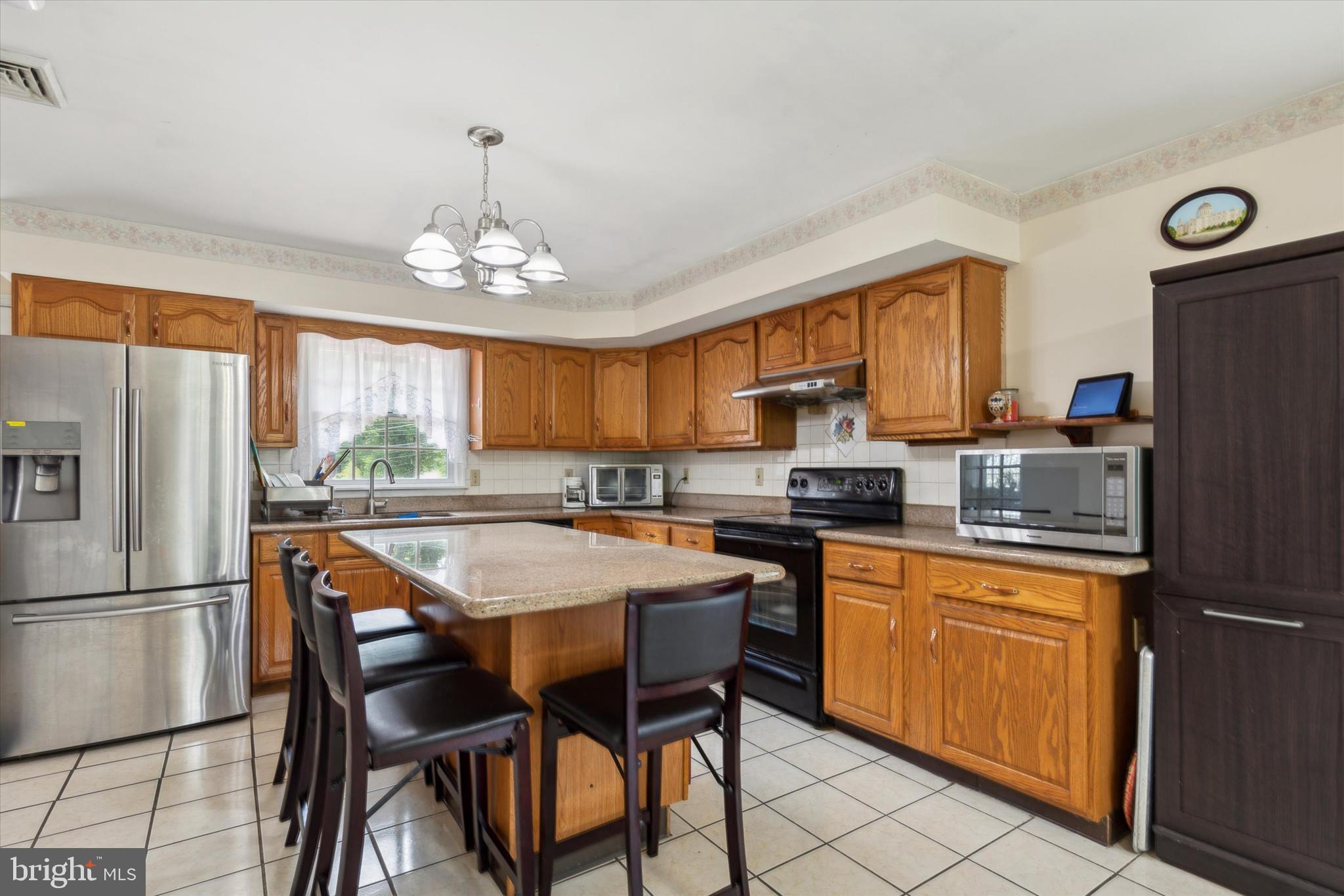 351 Moyer Road Souderton, PA 18964 - Photo 6 of 27 Gallery Image 6