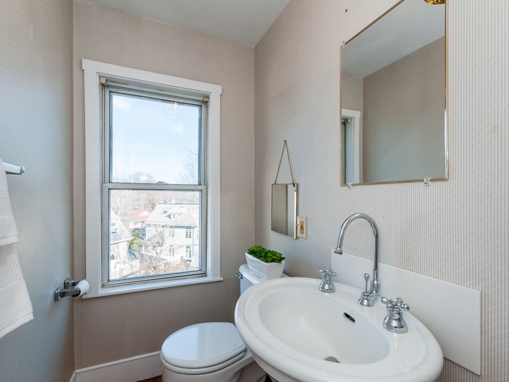 112 Langley Road Newton, MA 02459 - Photo 28 of 30 Gallery Image 28
