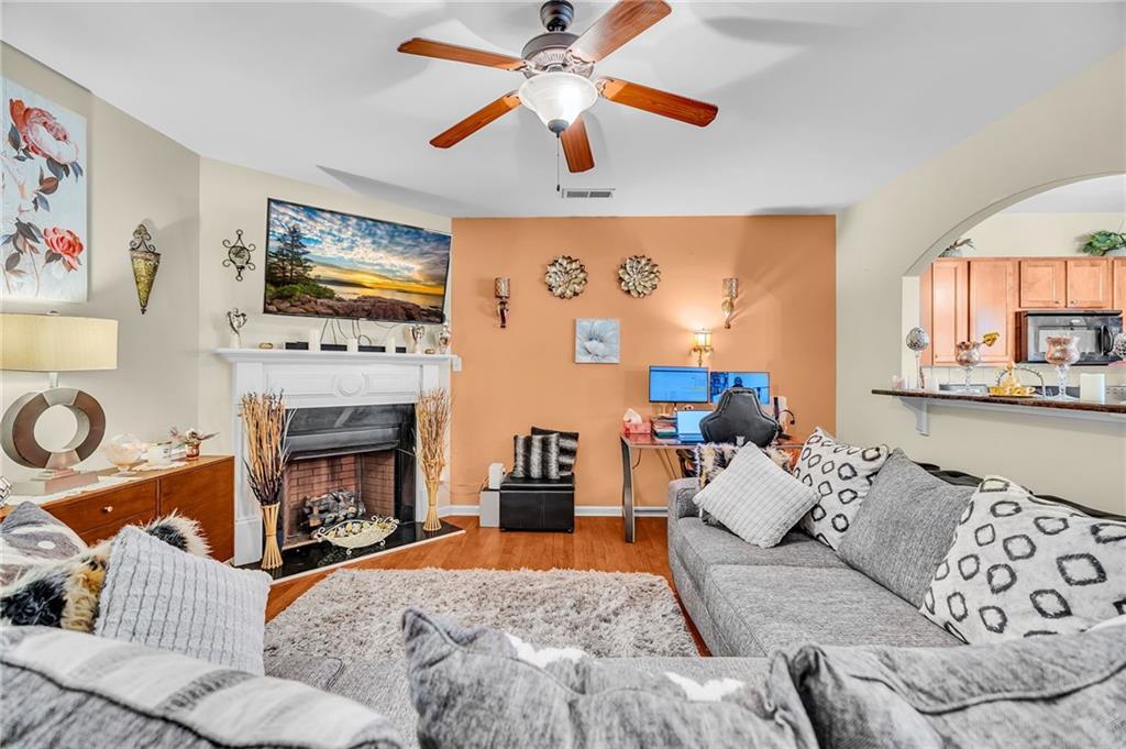 6290 Elmshorn Way Alpharetta, GA 30004 - Photo 8 of 25