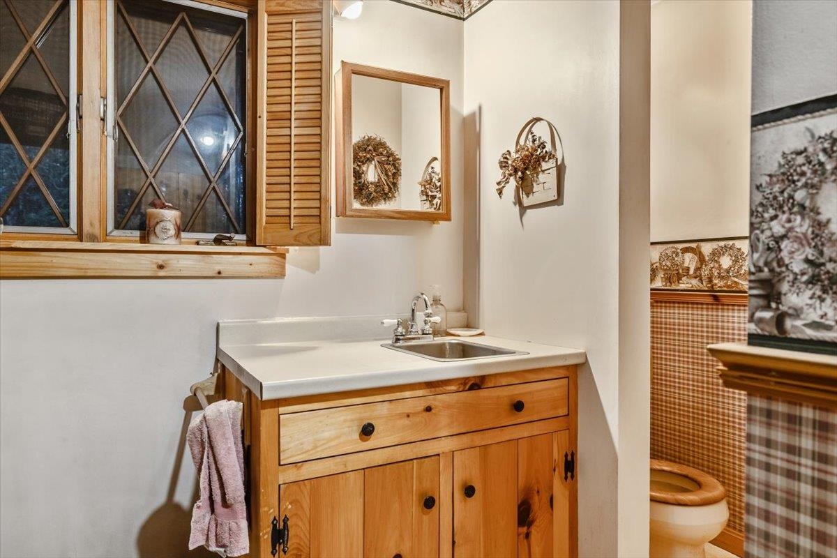 1550 Highway 120 Sheldon, VT 05457 - Photo 37 of 60