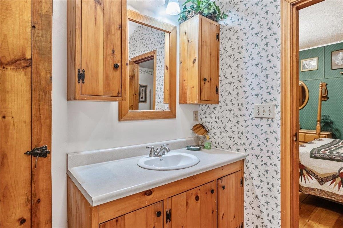 1550 Highway 120 Sheldon, VT 05457 - Photo 52 of 60