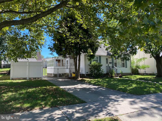 33 Coleridge Avenue Hamilton, NJ 08620 - Photo 2 of 17