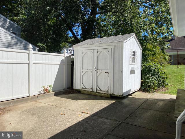33 Coleridge Avenue Hamilton, NJ 08620 - Photo 16 of 17
