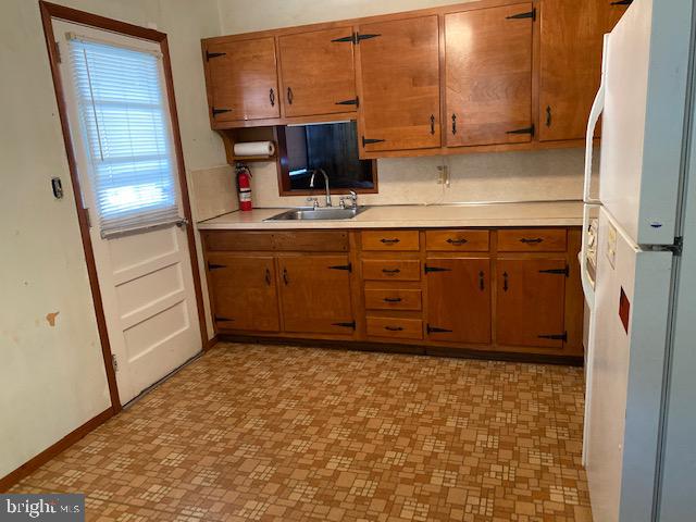 33 Coleridge Avenue Hamilton, NJ 08620 - Photo 5 of 17