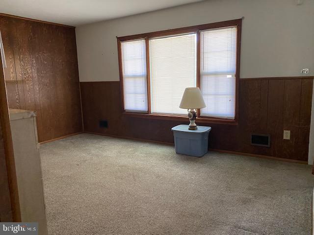 33 Coleridge Avenue Hamilton, NJ 08620 - Photo 7 of 17