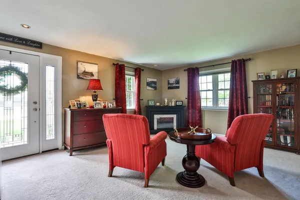 $342,000 | 9388 Highway 48, Aurora, IN 47001