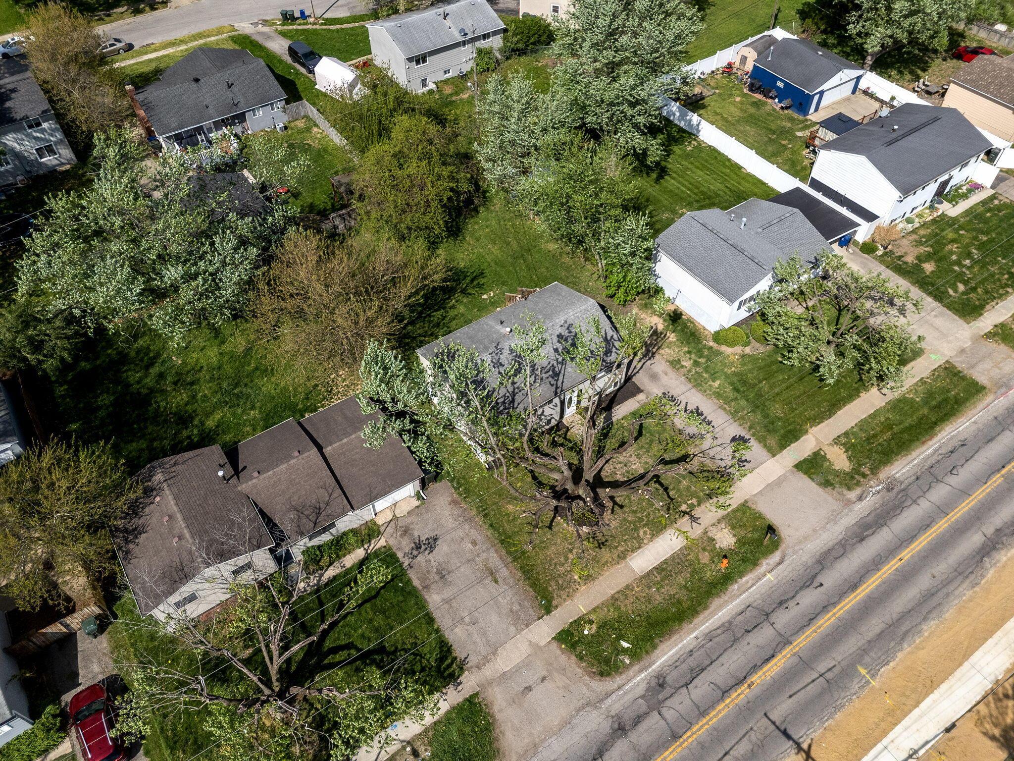 5220 Refugee Road Columbus, OH 43232 - Photo 48 of 48 48-web-or-mls-DJI_20260421160542_0450_D-