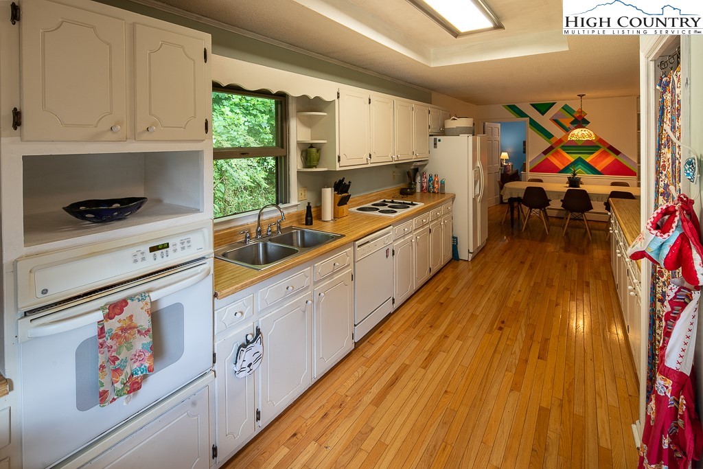 1171 Big Hill Road Boone, NC 28607 - Photo 14 of 34 Gallery Image 14