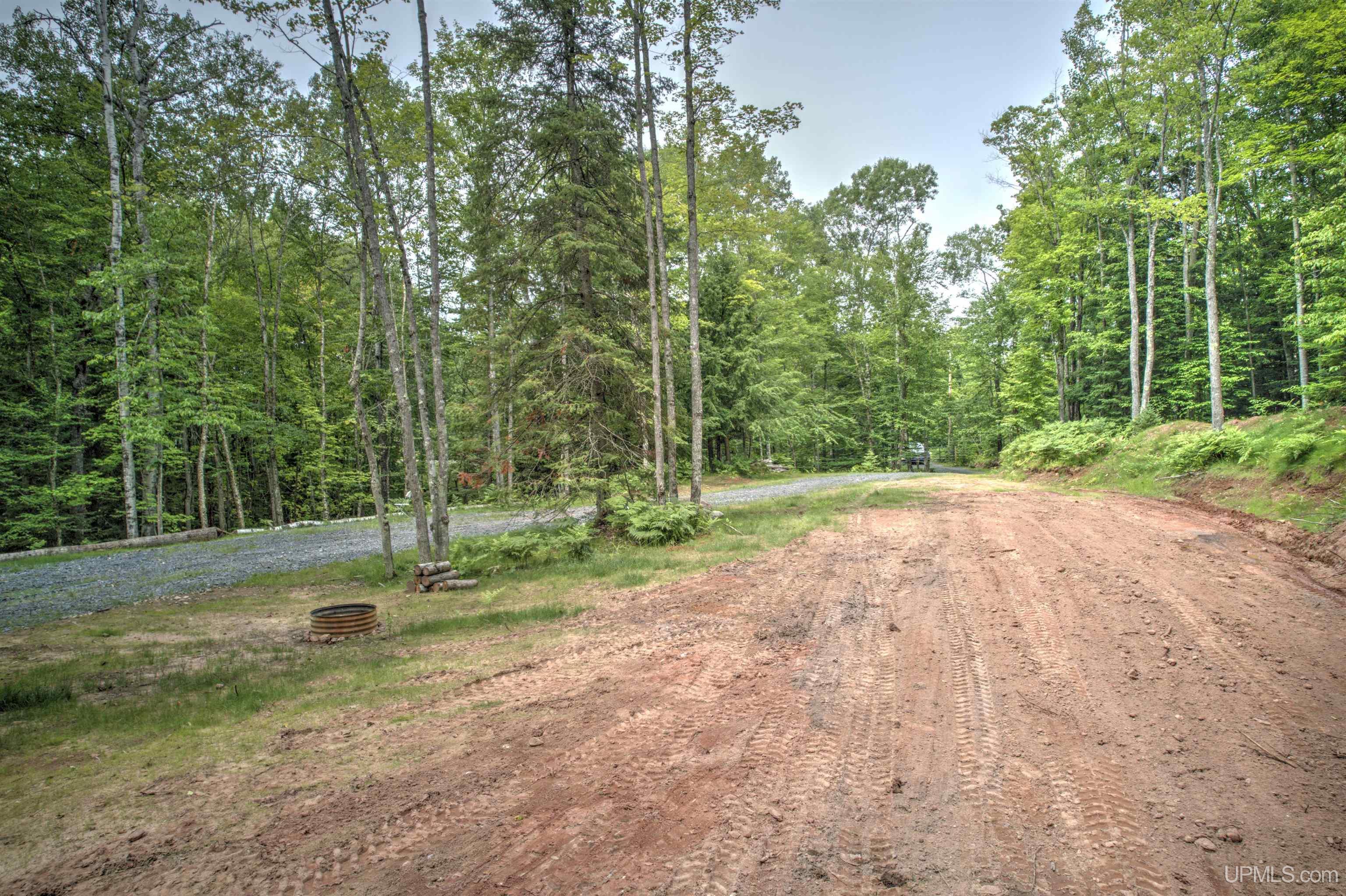 16386 Indian Cemetery Road Lanse, MI 49946 - Photo 5 of 20