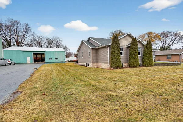 $550,000 | 218 Kilbourne Street, Horicon, WI 53032