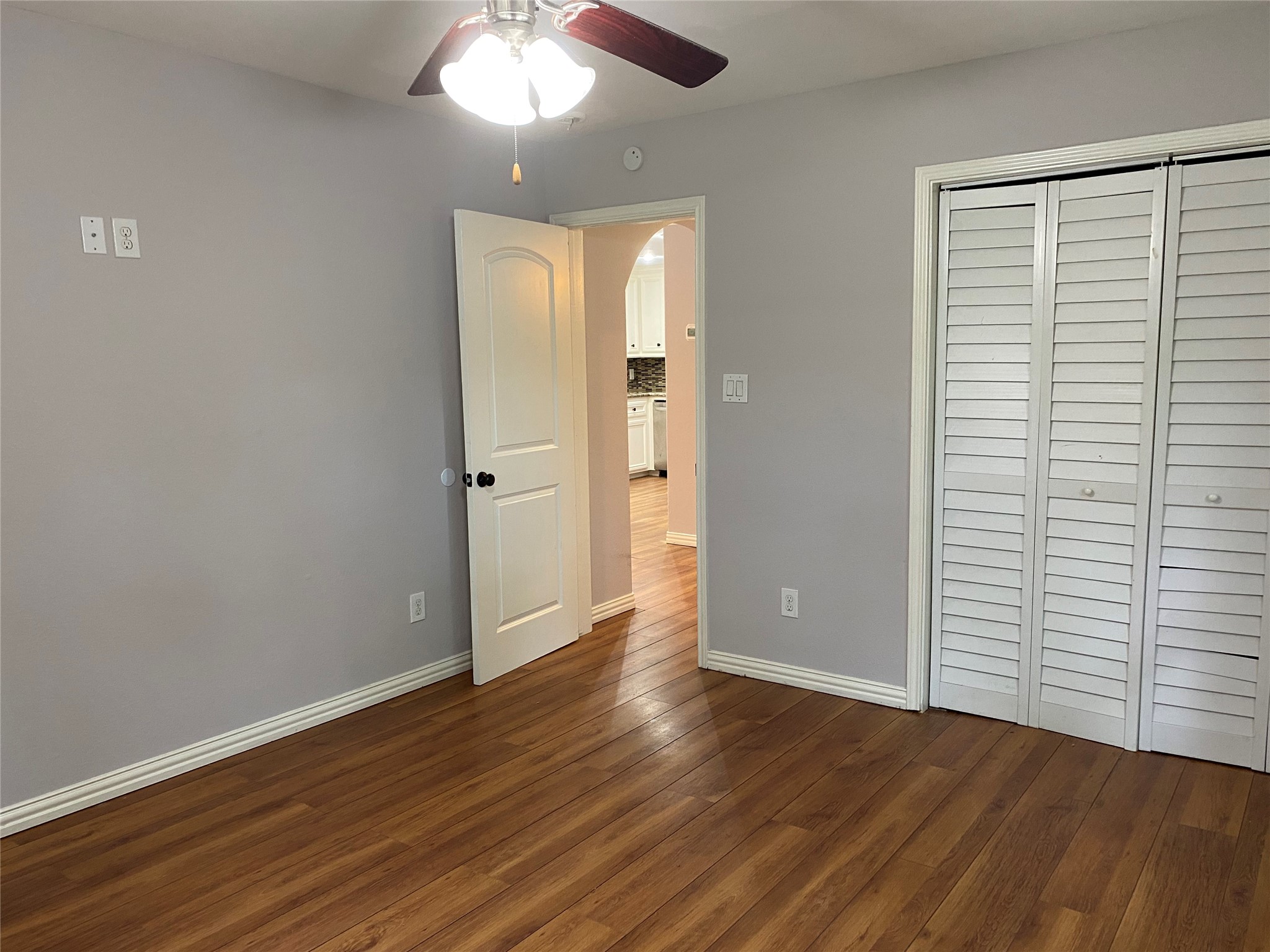 819 Eubanks Street Houston, TX 77022 - Photo 11 of 15