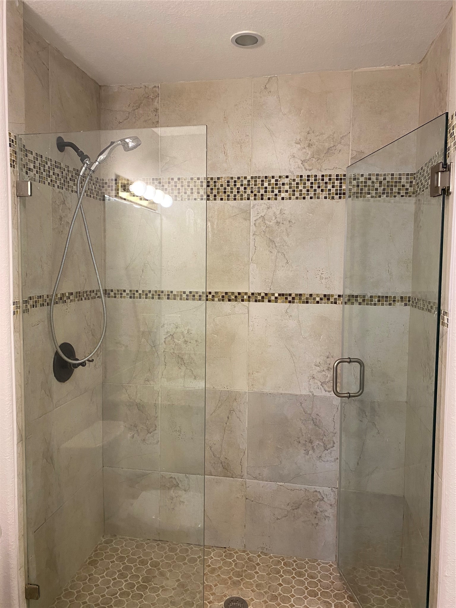 819 Eubanks Street Houston, TX 77022 - Photo 9 of 15 Walk in shower.
