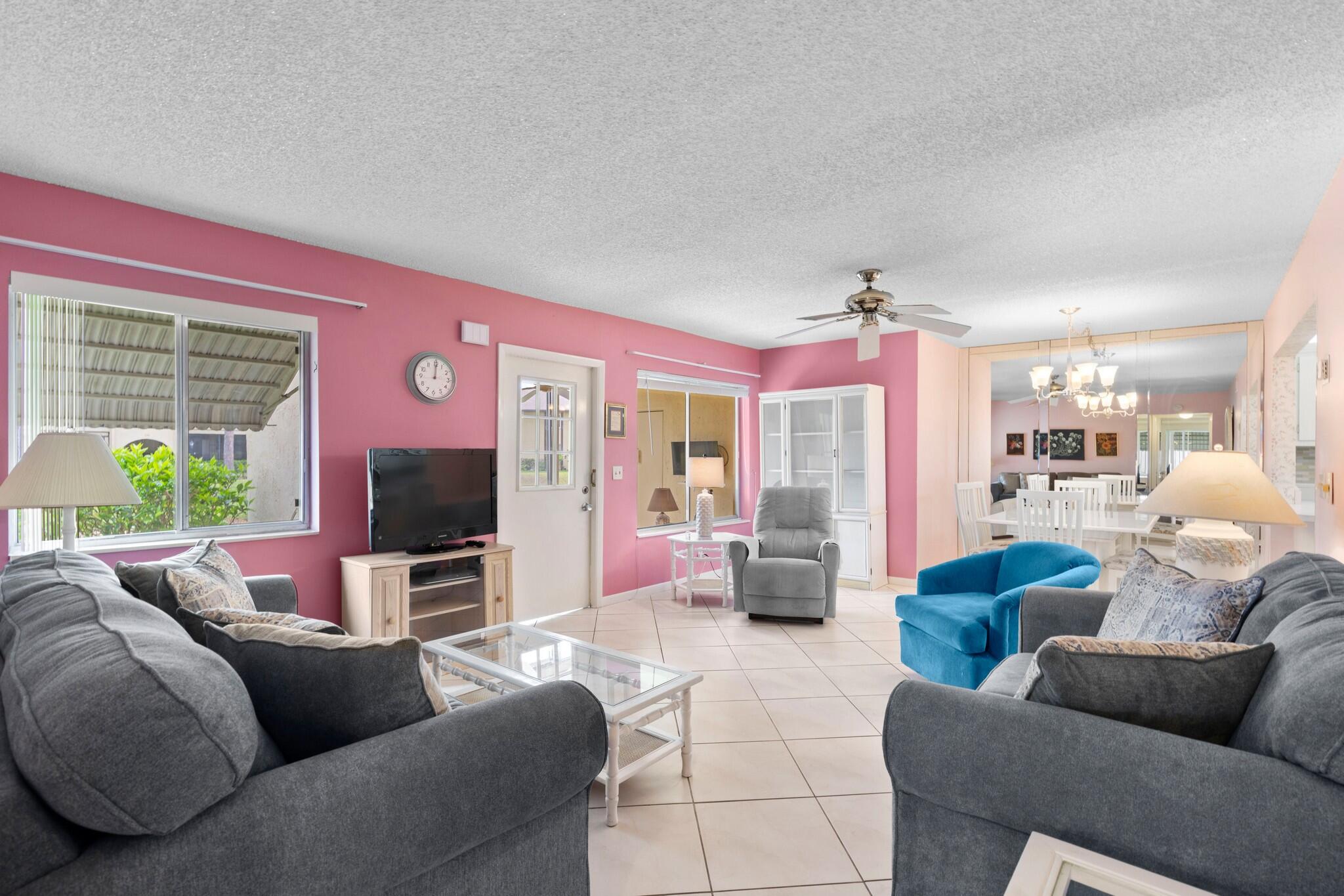 336 Pine Ridge Circle, Unit B1 Greenacres, FL 33463 - Photo 7 of 30 DSC07988.jpg-FULL