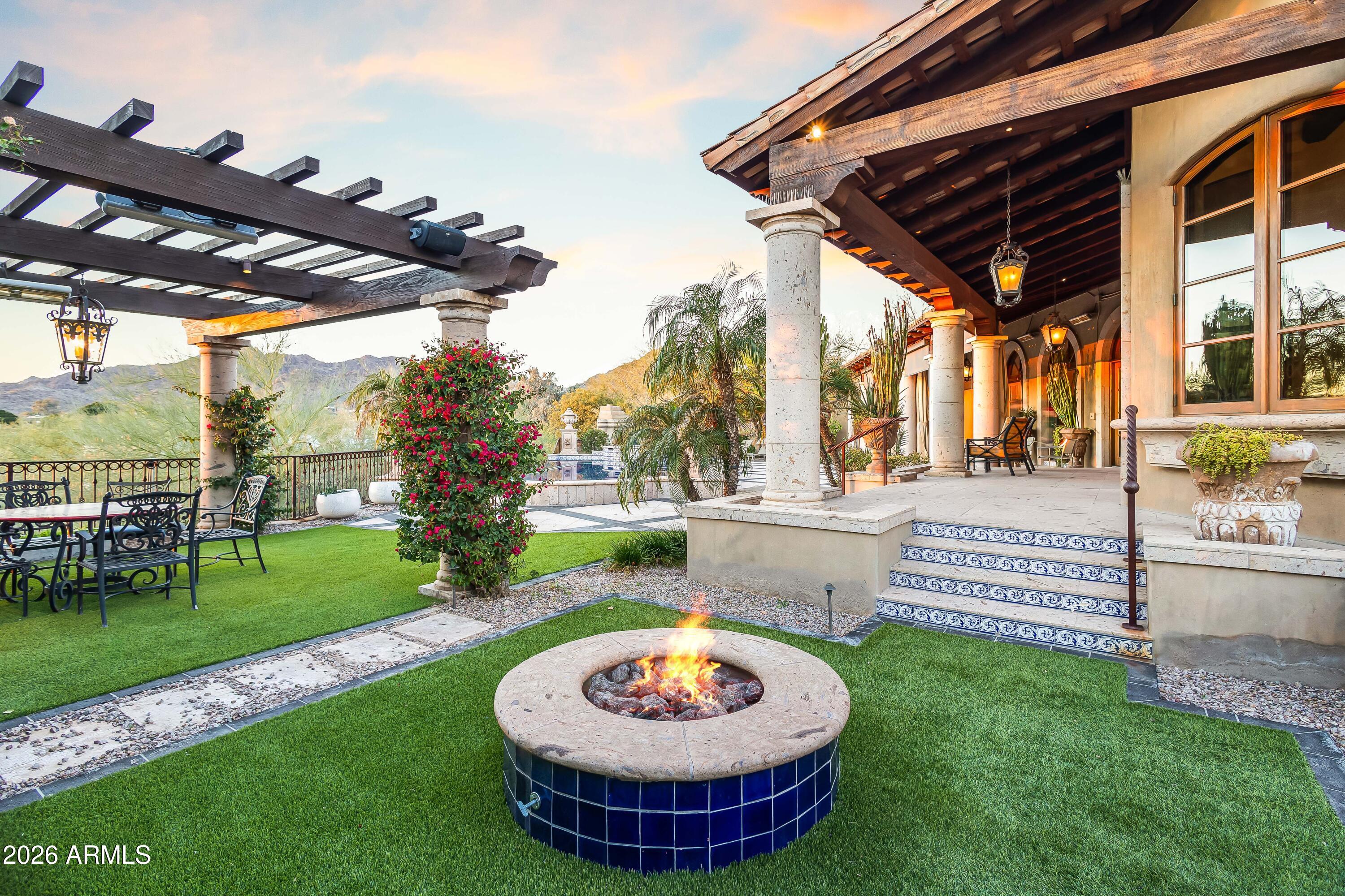 3900 East Bethany Home Road Paradise Valley, AZ 85253 - Photo 30 of 51 a view of a backyard with a tub and a garden