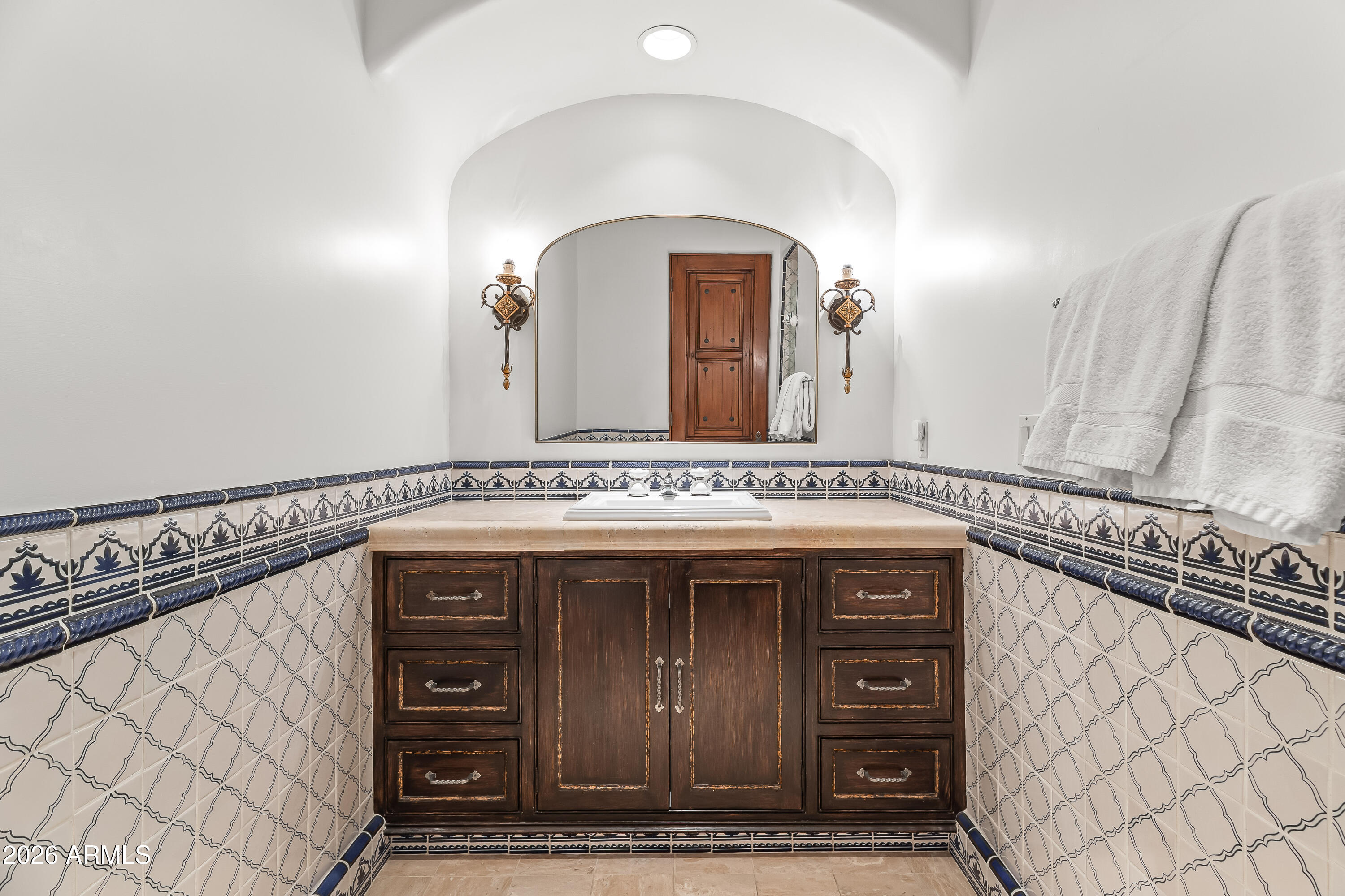 3900 East Bethany Home Road Paradise Valley, AZ 85253 - Photo 35 of 51 a view of a hallway with washer and dryer