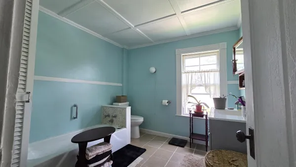 $199,000 | 30 Bowdoin Street, Houlton, ME 04730