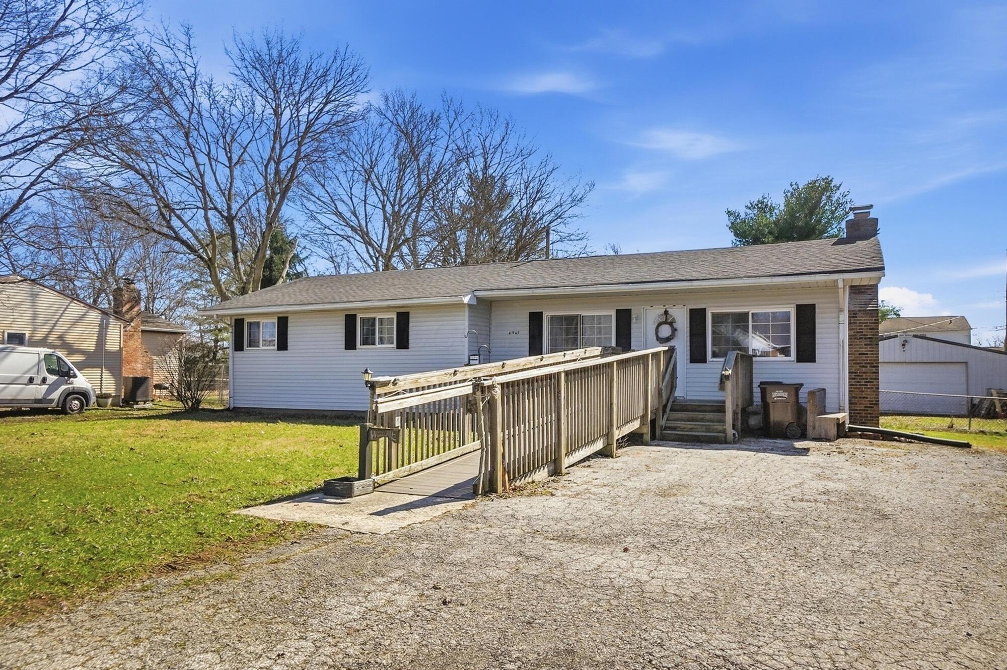 6567 Hall Road Galloway, OH 43119 - Photo 6 of 35