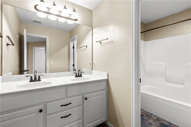 $545,000 | 1210 Hillmann Lane, Warrensburg, MO 64093