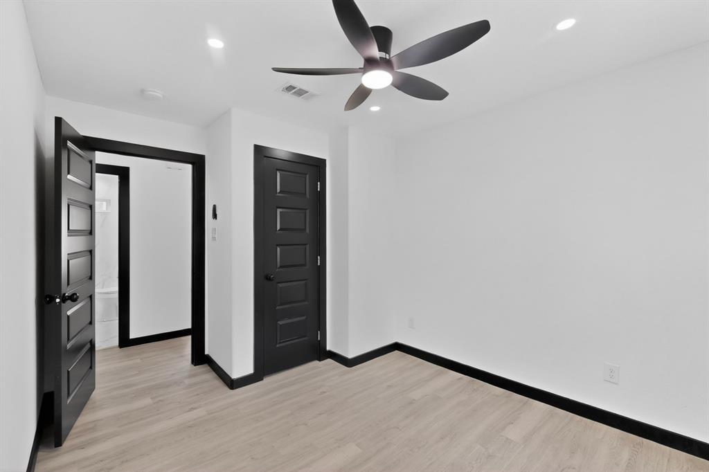 1624 Houghton Road Dallas, TX 75217 - Photo 32 of 40