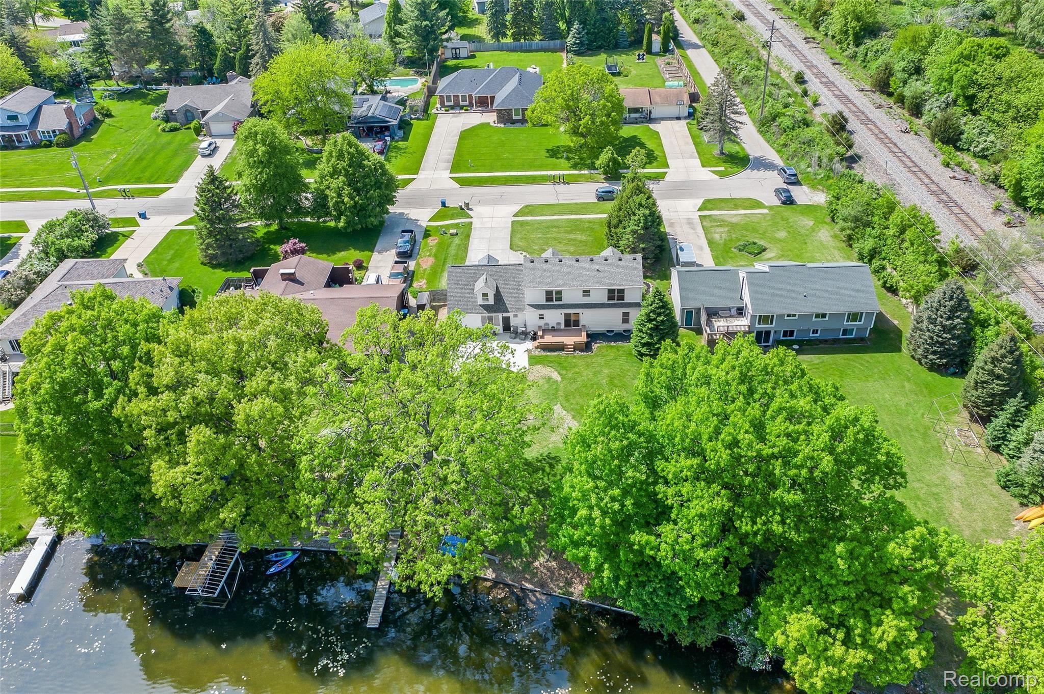 728 Riverside Drive Linden, MI 48451 - Photo 47 of 51 Drone12.jpg