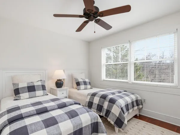 $550,000 | 1301 Courtland East, Waconia, MN 55387