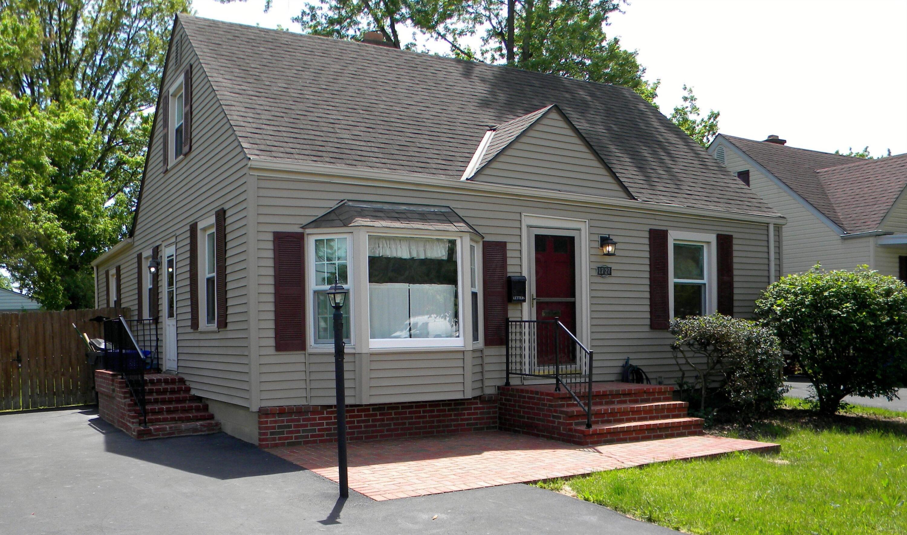 1727 Huy Road Columbus, OH 43224 - Photo 3 of 34 Gallery Image 3