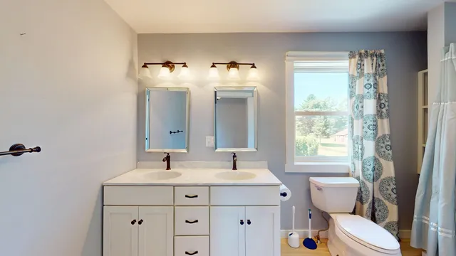 $499,000 | 30 Mountain View Lane, Middlebury, VT 05753