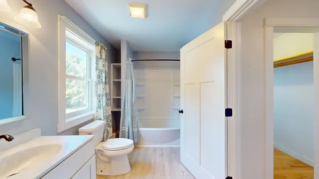 $499,000 | 30 Mountain View Lane, Middlebury, VT 05753