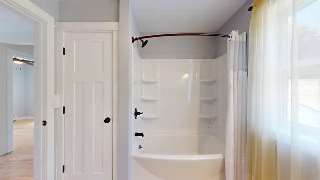 $499,000 | 30 Mountain View Lane, Middlebury, VT 05753