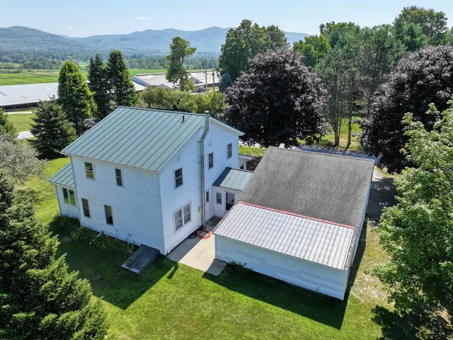 $499,000 | 30 Mountain View Lane, Middlebury, VT 05753