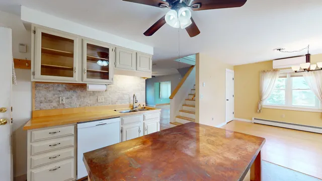 $499,000 | 30 Mountain View Lane, Middlebury, VT 05753